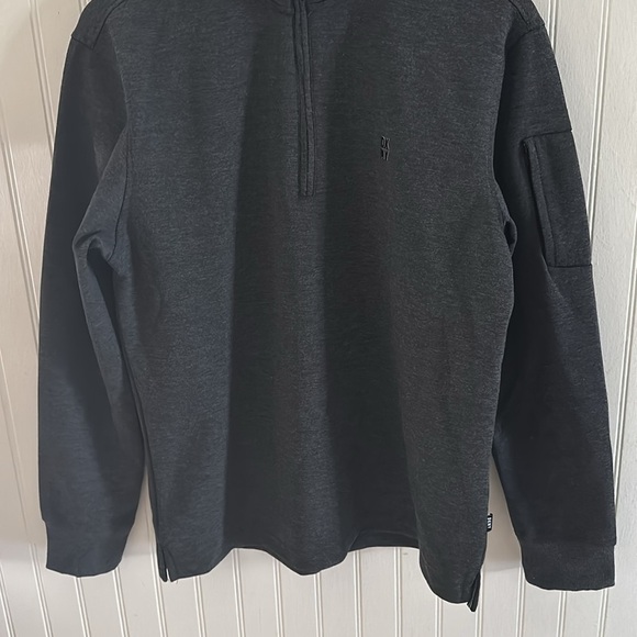 DKNY Charcoal Gray Sweatshirt sz M - Picture 5 of 16